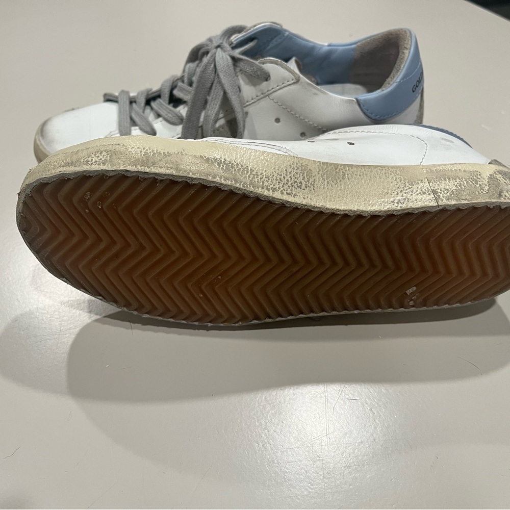 Golden Goose Superstar neutral sneaker